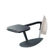 Accoudoirs <br/> avec tablettte écritoire à droite accoudoirs